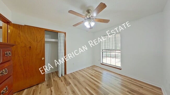 Building Photo - 101 Drewson Dr