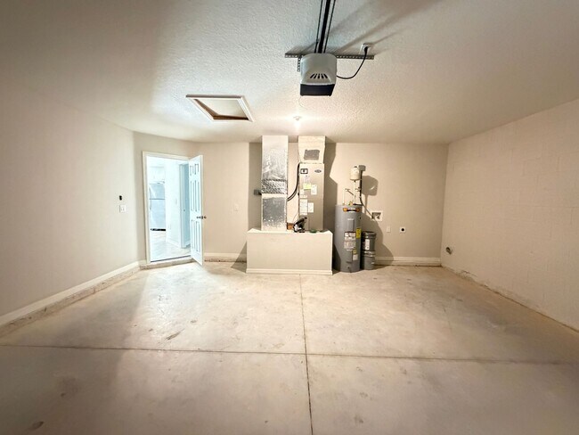 Building Photo - Spacious & Modern Inverness Gem – Your Dream 3-Bed Home!