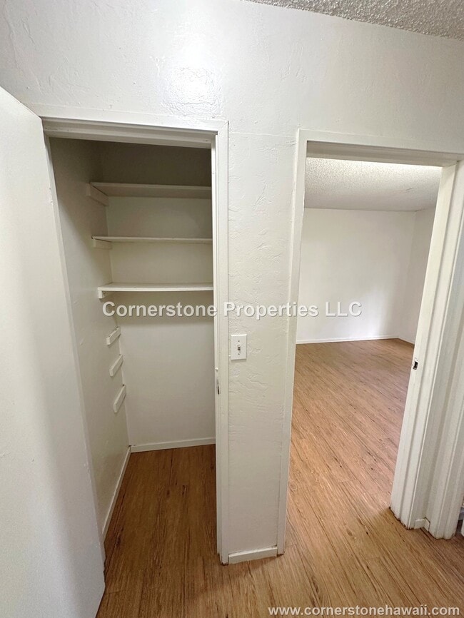 Building Photo - 87-122-122 Helelua St