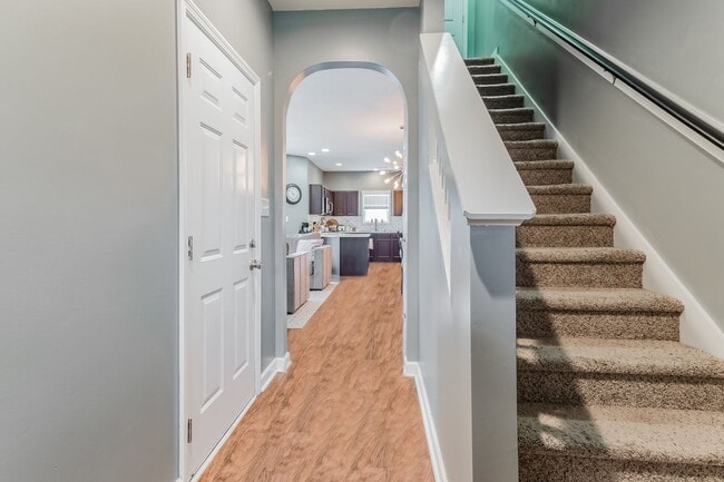 Building Photo - 3-Bedroom Townhome with Garage in Holly Ridge