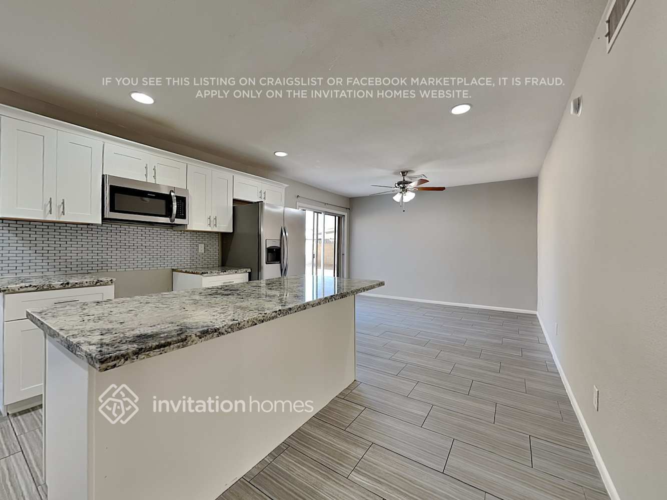 Building Photo - 1915 E Colgate Dr