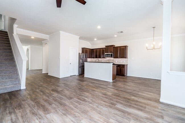 Building Photo - 17823 Dappled Walk Way