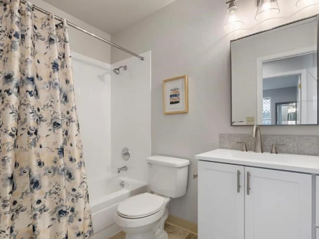 Building Photo - Beautiful Home on Boise Bench!