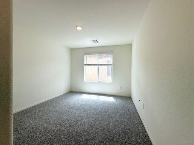 Building Photo - 4559 Merlot Hls Ave