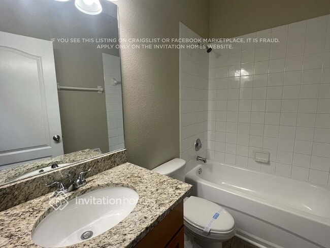 Building Photo - 411 Thicket Crest Rd