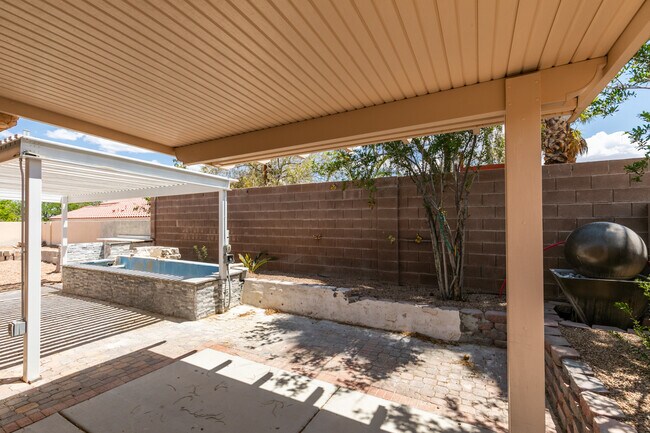 Building Photo - 4105 Demoline Cir