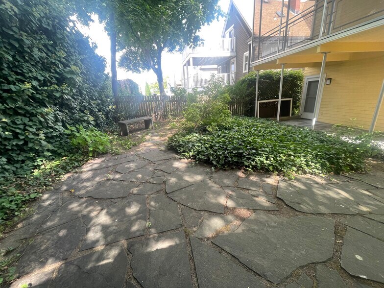 Building Photo - 10 Packard Ave