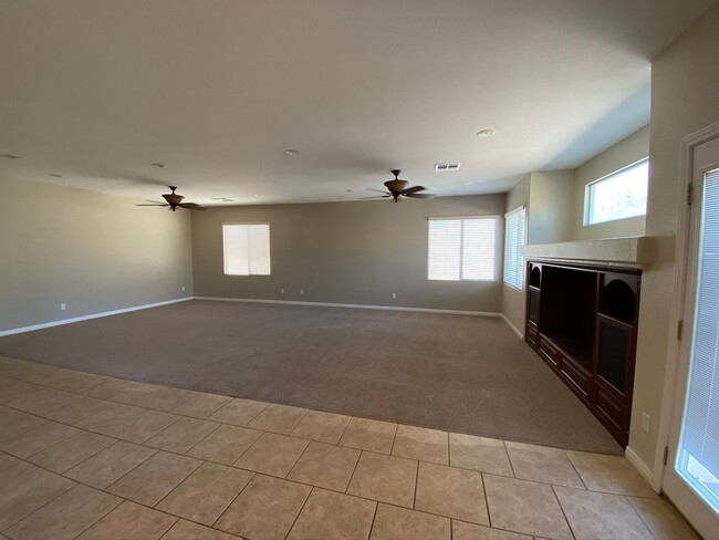 Building Photo - Gorgeous 2 Story Home Available Soon in Ga...