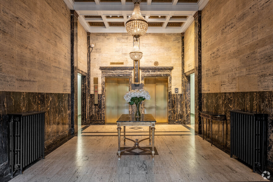 Historic Lobby - The Diplomat