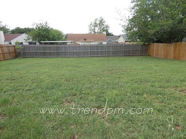 Building Photo - 3800 Flintwood Trail
