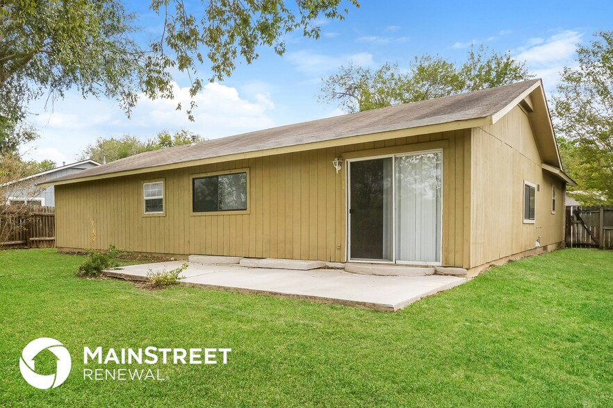 Building Photo - 12423 Cannonade St