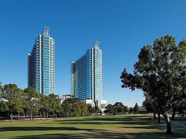 Building Photo - 5925 Almeda Rd