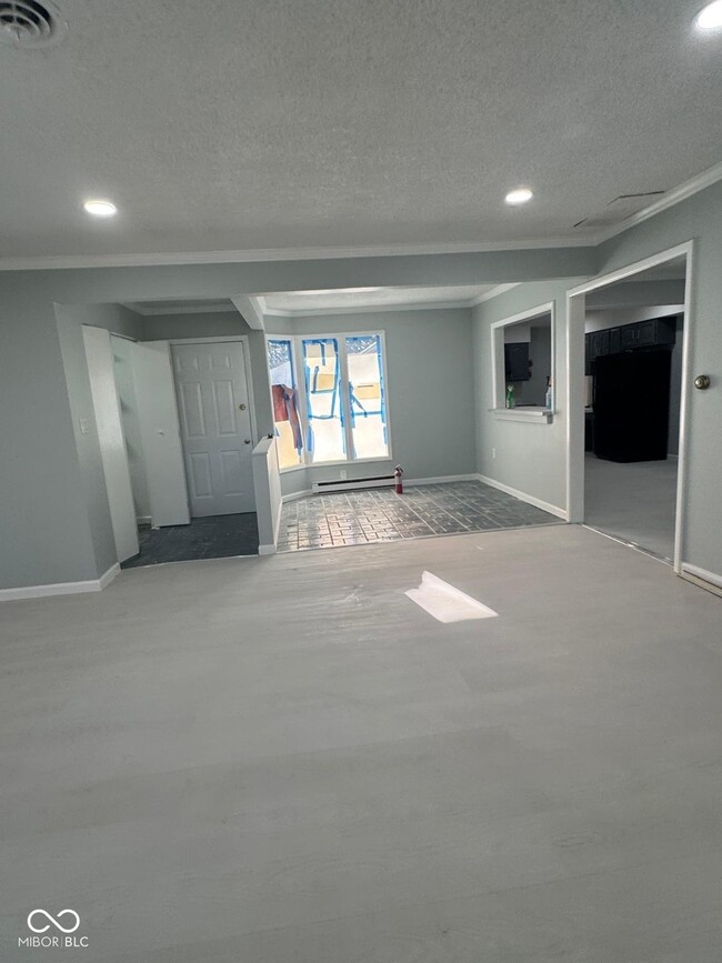 Building Photo - 3401 W 57th St