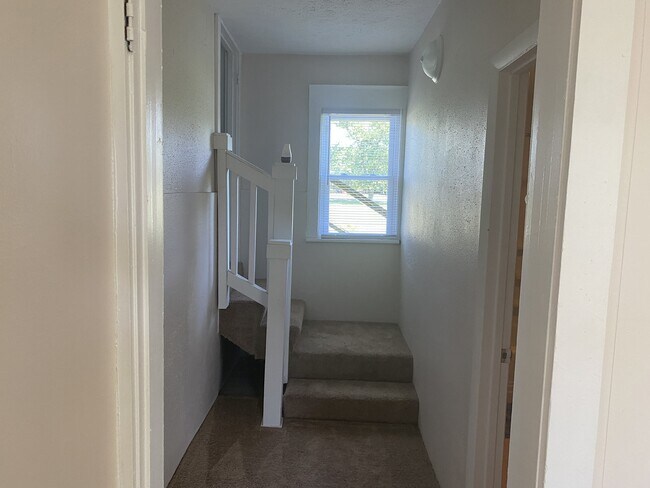 Building Photo - 1412 N Champaign St