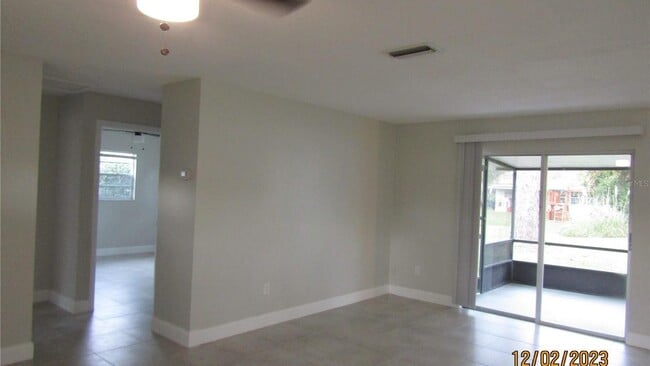 Building Photo - 17 Felter Ln