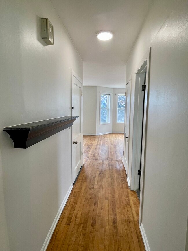 Building Photo - 1408 Kenilworth Ave