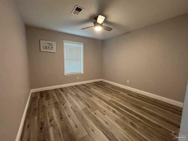 Building Photo - 4271 Reynosa Dr