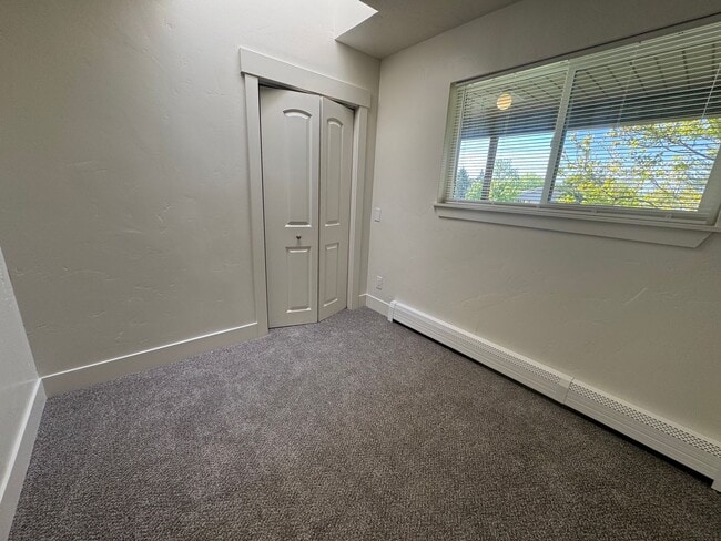 Building Photo - 210 W 1100 N