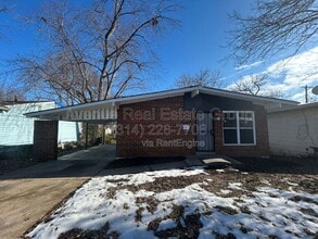 Building Photo - 10412 Prince Dr