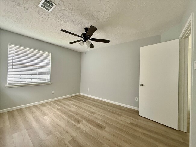 Building Photo - 9418 Westacre Pl