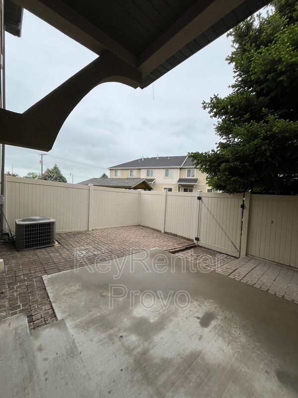 Building Photo - 1548 W 740 S