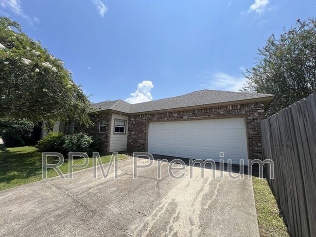 Building Photo - 5518 Arialo Dr