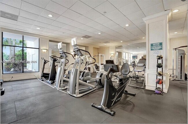 Building Photo - 5700 Collins Ave