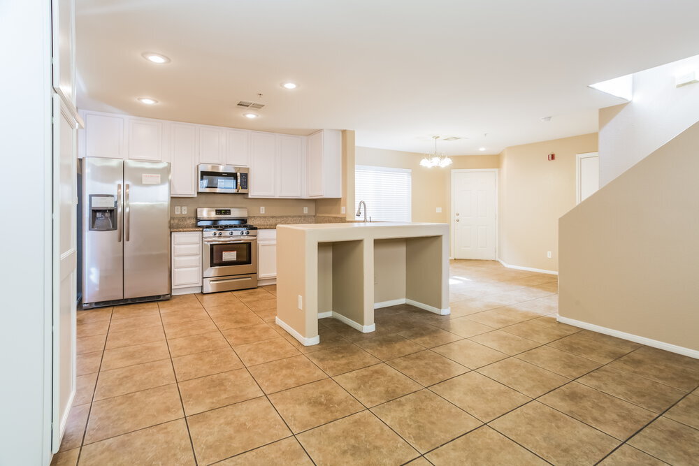 Building Photo - 3012 Sunrise Bay Ave