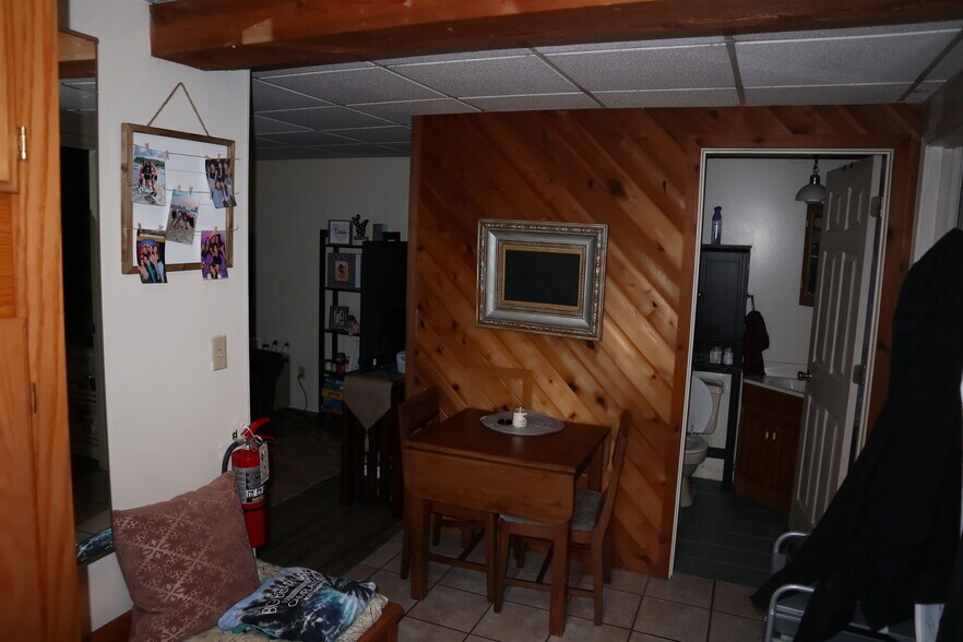 Building Photo - 415 East St