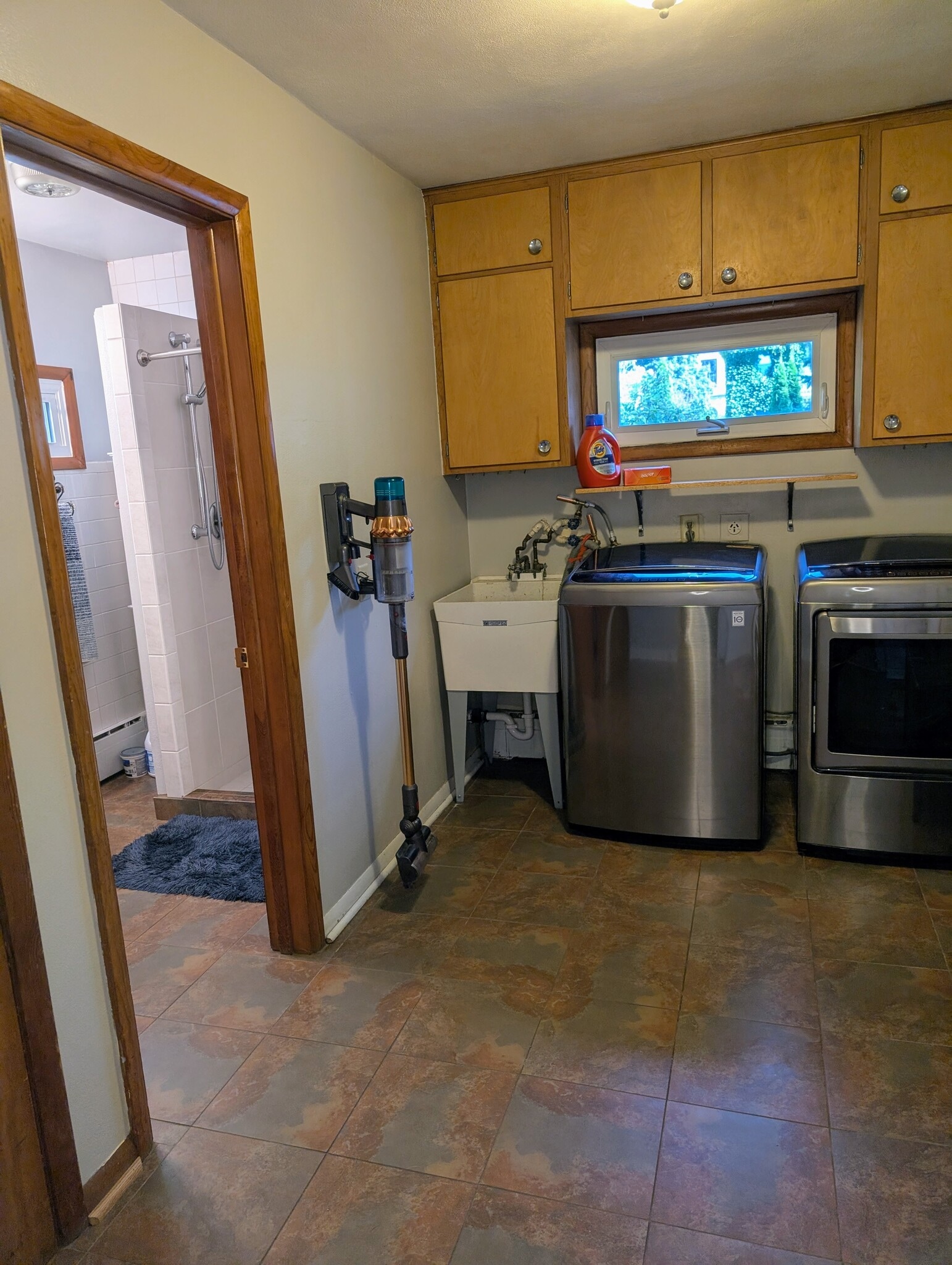 Mudroom and laundry - view to bathroom - 2421 Upham St