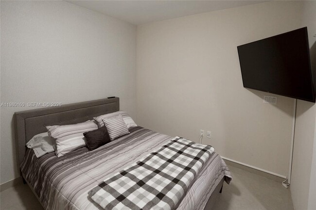 Building Photo - 1830 S Ocean Dr