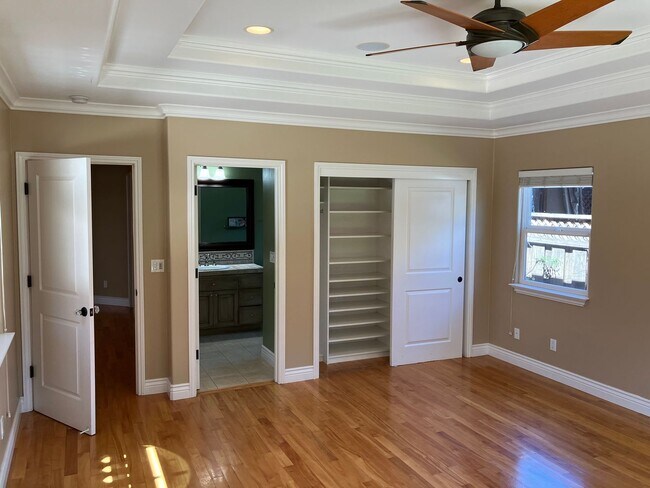 Building Photo - Charming Willow Glen Retreat – 3BR/2BA Jus...