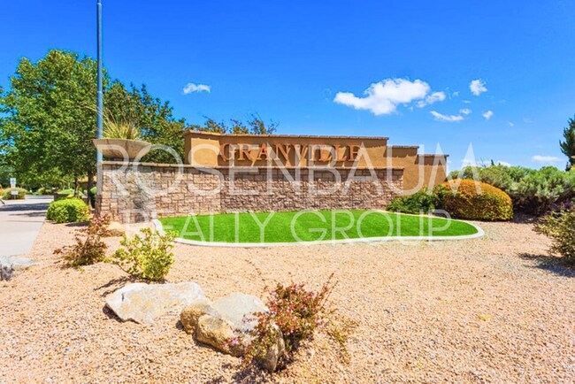 Building Photo - 5361 N Bremont Way