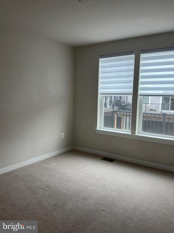 Building Photo - 13547 SAYWARD Blvd