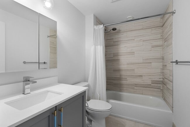 Building Photo - 50 Hichborn St
