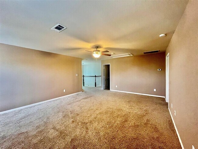 Building Photo - 7010 Stevenson Dr