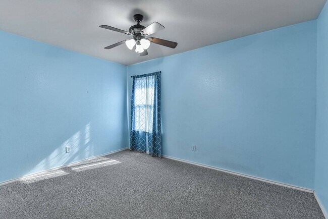 Building Photo - 5303 Western Swing Ct