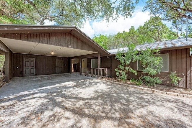 Building Photo - 6305 Forest Hills Dr