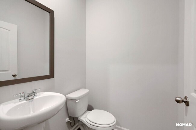 Building Photo - Charming 3BR Townhome in Buford