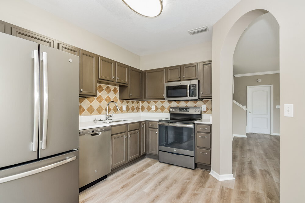 Building Photo - 758 Star Pointe Dr
