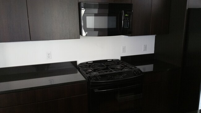 Building Photo - 223 Dougram Ave