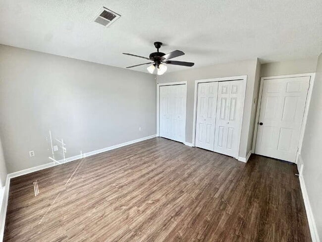 Building Photo - 3411 Emerald St