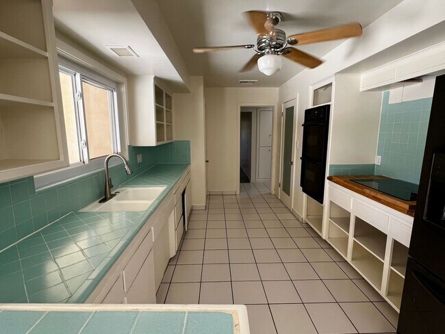 Building Photo - 56769 Joshua Dr
