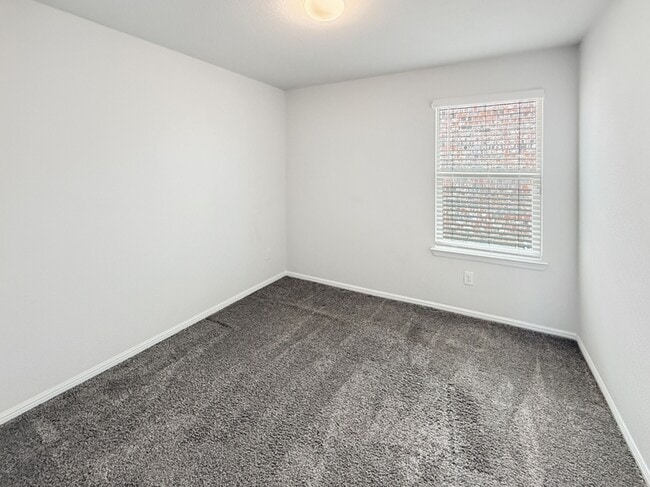 Building Photo - 908 Whisper Spgs Ct