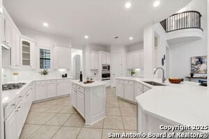 Building Photo - 7447 Hovingham