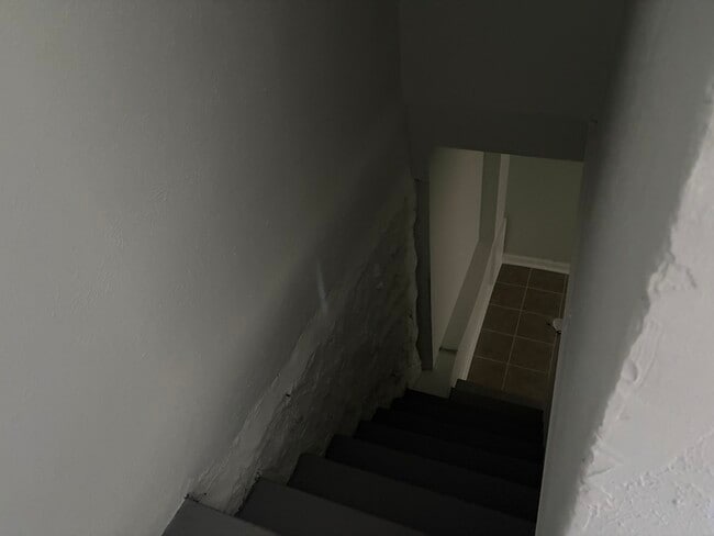 Building Photo - 2X S Tremont Rd
