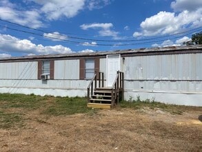 Building Photo - 655 Old Branch Rd