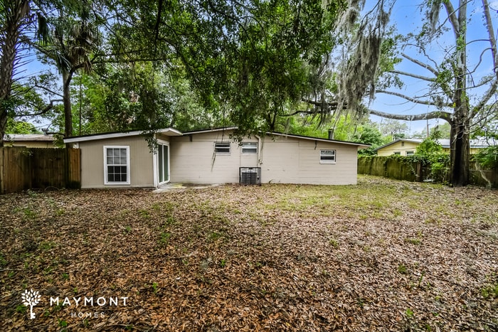 Building Photo - 260 Lee Dr
