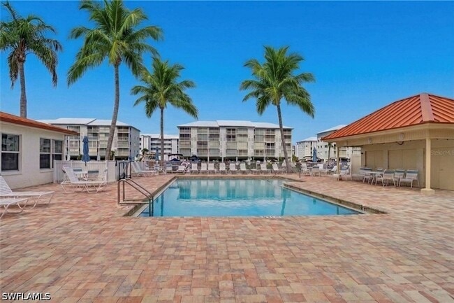 Building Photo - 4421 Bay Beach Ln