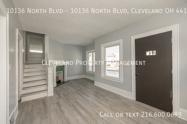 Building Photo - Newly Renovated Cleveland Duplex